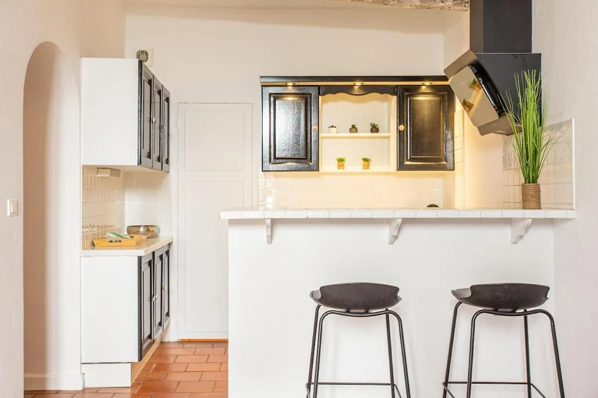 Charm Of Vieil Antibes, Quiet 2-4Pers Apartment 0*, Antibes France