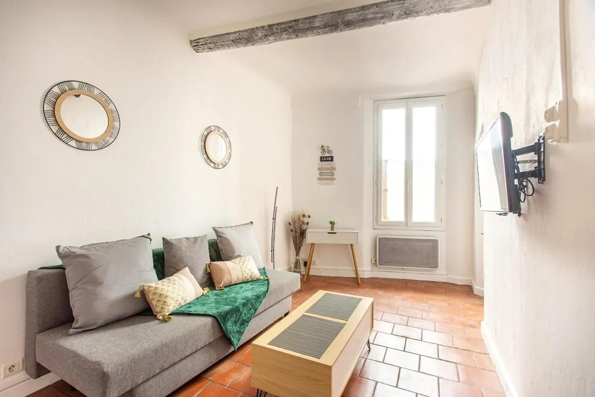 Charm Of Vieil Antibes, Quiet 2-4Pers Apartment